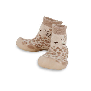 Latte Giraffe Shoe Socks