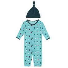 Load image into Gallery viewer, Iceberg Holiday Lights Print Layette Gown Converter &amp; Hat