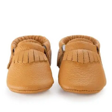 Load image into Gallery viewer, Ginger Fringe Moccasins