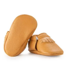 Load image into Gallery viewer, Ginger Fringe Moccasins